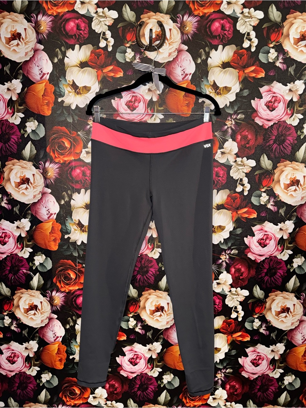 VSX Gray Knockout Leggings with Coral Pink Waistband, Medium, NWOT